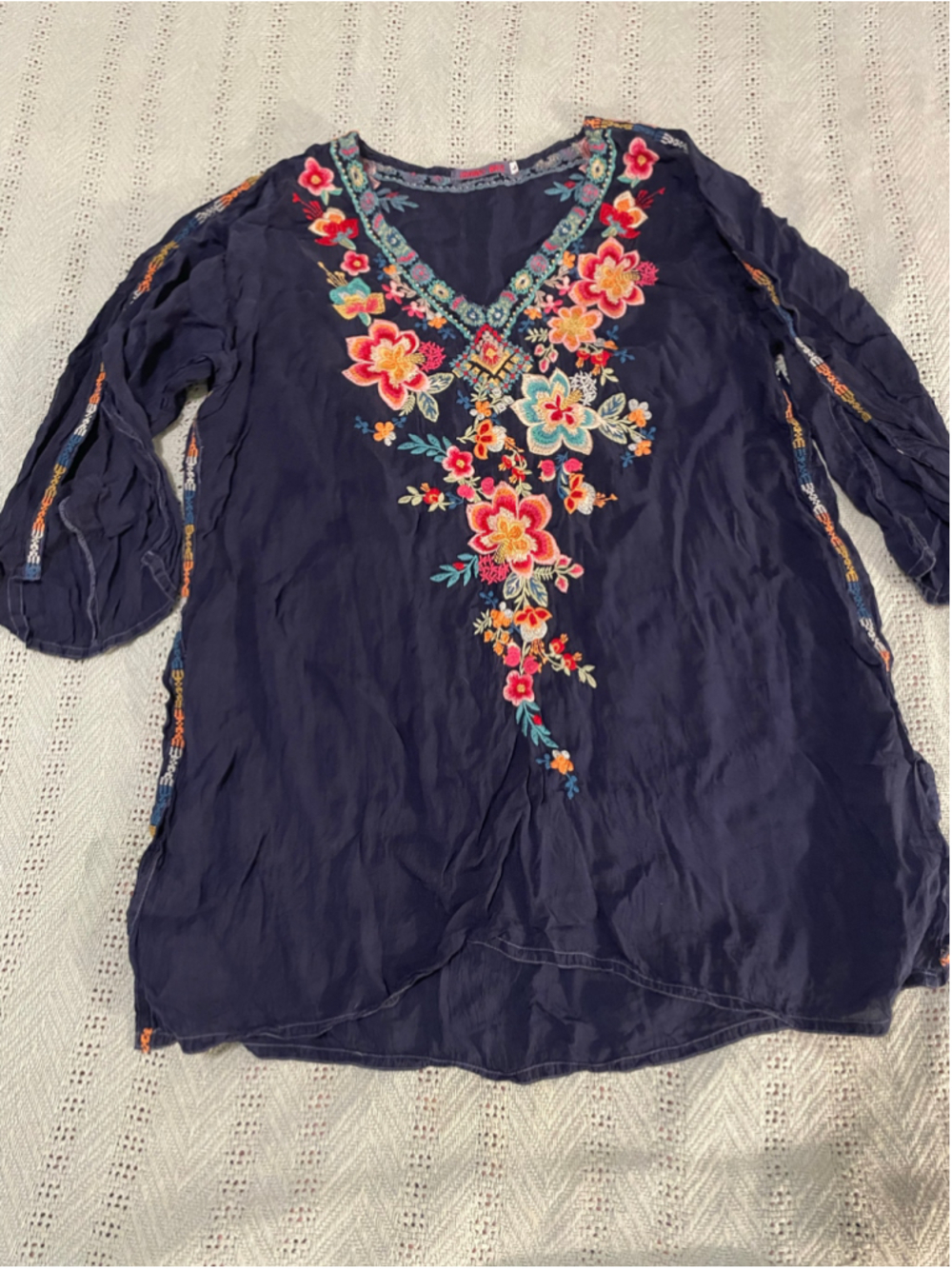 Johnny Was Embroidered floral boho Size L Navy